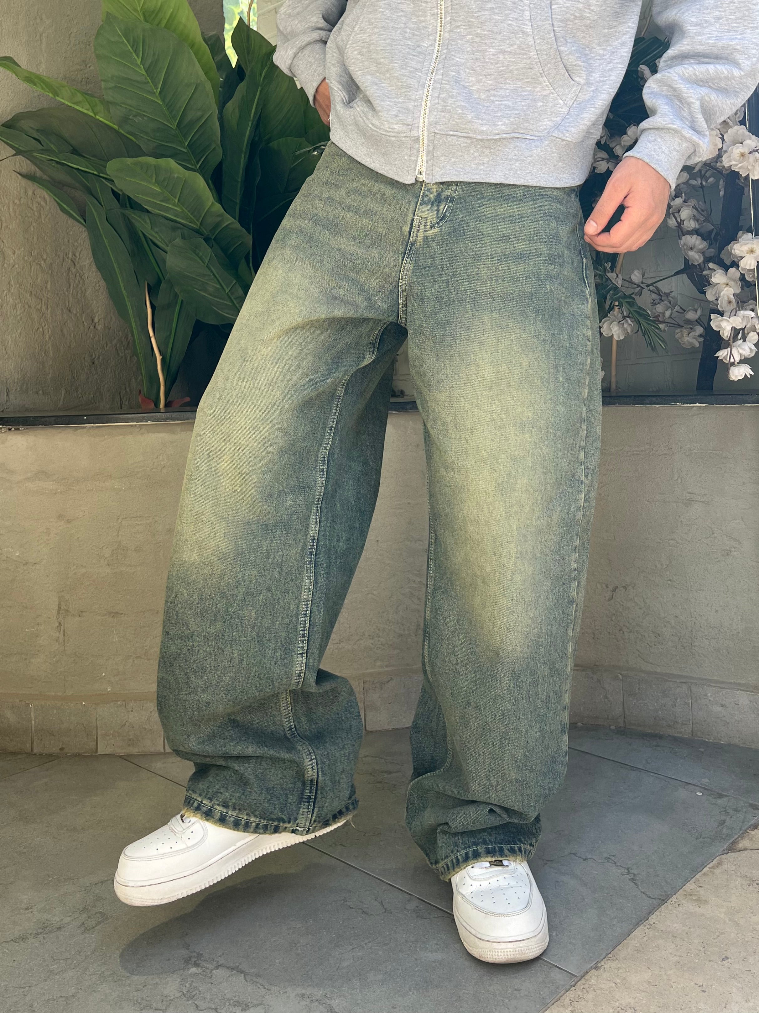 Light Dirty Vintage Baggy Denim